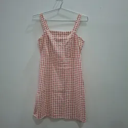 Váy đầm trẻ trung mặc đi làm hoặc dạo phố