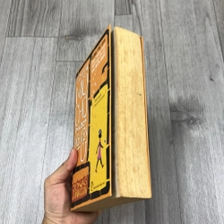 Cô gái mù chữ phá bom nguyên tử. 3a2 531814