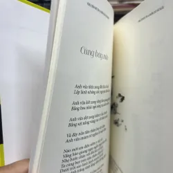 Vòng tròn bất tận và những bài thơ ngắn 1000624