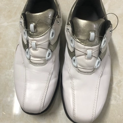 Giày đánh golf size 42  548818