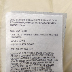 Áo khoác lông vũ MONCLER 637174