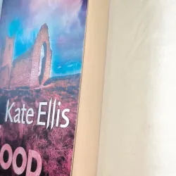Crime / Mystery / Thriller – Kate Ellis | THE BLOOD PIT 749578