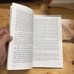 II Truyện Ngắn Trẻ 2010: Không Phải Là Chuyện Tình - Nguyễn Anh Vũ (Tuyển Chọn) - 2011 698127