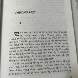 Trong Cơn Gió Lốc - Khuất Quang Thụy 991811