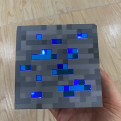 Đèn khối Diamond Minecraft chính hãng - ĐÃ SỬ DỤNG, MỚI NHƯ HÌNH ĐÍNH KÈM