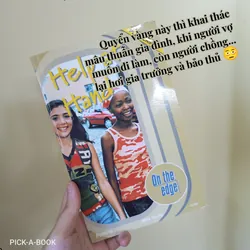 [Ngoại văn] Combo 2 cuốn On The Edge Truyện Tiếng Anh Dạng Kịch bản Nhập vai 589766