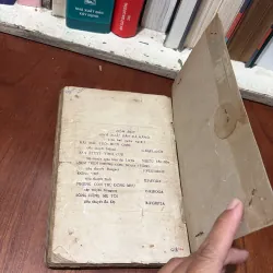 II Văn Học: Đức Mẹ Mặc Áo Choàng Lông - XABAHATTIN ALI - 1985 765855