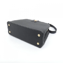 Túi Louis Vuitton Capucines MM M25386 615535