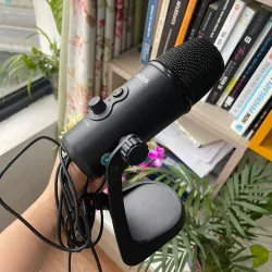 Míc để bàn BOYA Như mới + tặng míc dây Boya 937478