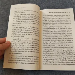 NHỮNG TẢN VĂN SUÝT BỊ BỎ QUÊN CỦA BỌ LẬP 719996