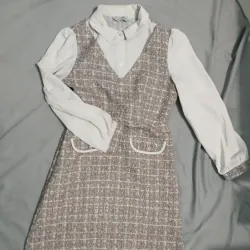 Váy dạ kiểu dáng trẻ trung 