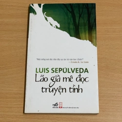 Lão già mê đọc truyện tình