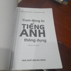 Mai Lan Hương, Hà Thanh Uyên - CỤM ĐỘNG TỪ tiếng Anh thông dụng 307497