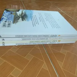 BỘ THẦN THOẠI VÀNG THESEUS - AENEID - ODYSSEY- ILIAD 1009926