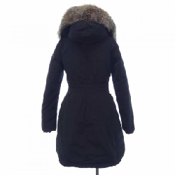 Áo khoác lông vũ MONCLER 641567