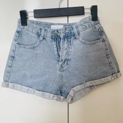 Quần short jean nữ, size S