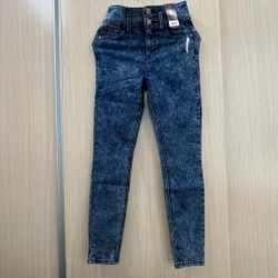 Quần jeans lưng cao 2 nút gài