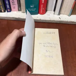 [Chữ Ký Tác Giả] - II Truyện Dài: Con Chó Hoang Và Những Điều Bí Ẩn - Nguyễn Thị Bích Nga 755413
