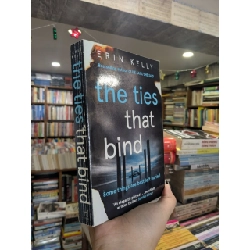 The ties that blind - Erin Kelly
