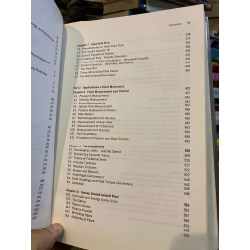 Fluid Mechanics, 5th edition - Victor L. Streeter 518889