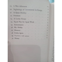 Further comprehension and précis pieces for overseas students - L. A. Hill, R. D. S. Fielden 530766