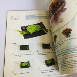 NGHỆ THUẬT CẮM HOA THỰC DỤNG ( SƠ CẤP) 591890