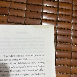 Bị lăng nhục - Mukhtar Mai 536761