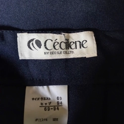 Quần soọc ngố - hiệu Celine - eo cố định 70-72 - mới 95% 549679
