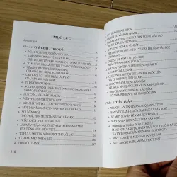 Tiểu luận & phê bình văn học 746205