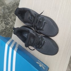 Giày adidas nữ màu xám.đen  size 36 73128