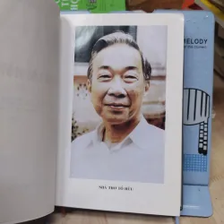 Sách: Nhớ lại một thời - TG: Tố Hữu (B2) 796764