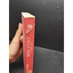 Quản trị trong thời khủng hoảng mới 80% lõi dư bìa, chóc gáy nhẹ 2012 HCM0107 Peter Drucker QUẢN TRỊ 339800