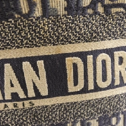 Túi xách Dior Book Tote Medium M1296ZRIW - Hàng hiệu Authentic 765961