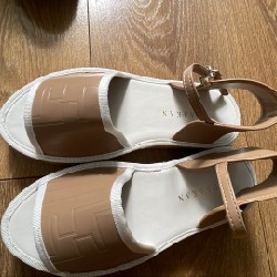 Sandal size 36 - nữ 