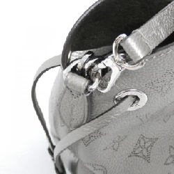 Túi xách vai Louis Vuitton Mahina Bella M21008 610956