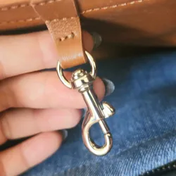 Túi xách hiệu CHRISBELLA CHÍNH HÃNG, mới 99% form sang xịn (mới dùng 2 lần đi tiệc) 739104