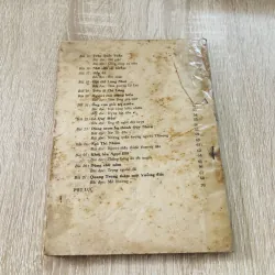 TRUYỆN KỂ LỊCH SỬ 4 1019078