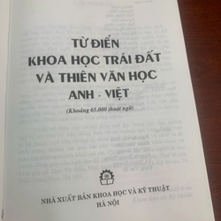 Từ điển khoa học trái đất và thiên văn học  278337