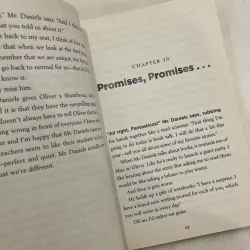 ✨𝑭𝒊𝒔𝒉 𝒊𝒏 𝒂 𝑻𝒓𝒆𝒆✨ (A New York Times Bestseller) 598532