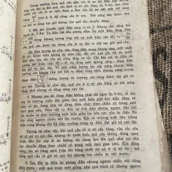 Vậy lý 12; sách giáo khoa xưa ;1974 1013295
