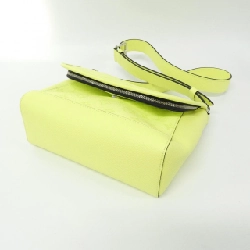 Túi xách Louis Vuitton Taiga Lama Pulse Messenger M14079 618434