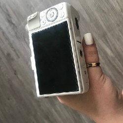 Máy canon m3 5166