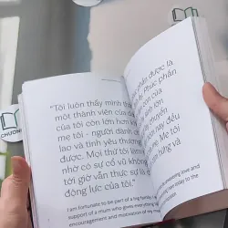 [MIỄN PHÍ BỌC SÁCH] Trên Mảnh Đất Kiên Cường - Wayne in Vietnam: In the Land of Resilience (song ngữ) - Wayne Besant 990097