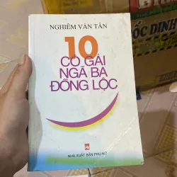 10 cô gái ngã ba Đồng Lộc