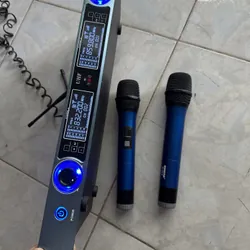 Bộ thu micro không dây Shure BLXC 9 mất nắp trên còn nguồn ( Tù mù ) 604671