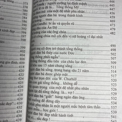Khi Người Đàn Bà Nổi Tiếng - Bìa Cứng  -BÙI QUANG HUY(Biên soạn),HUỲNH VĂN TỚI(Biên soạn)  509502