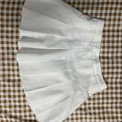 Váy tennis trắng kèm quần trong 462984