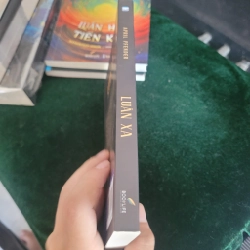 April Pfender – Luân xa