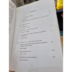 THE INDIA-CHINA RELATIONSHIP : WHAT THE UNITED STATES NEEDS TO KNOW (Francine R. Frankel & Harry Harding) 138261