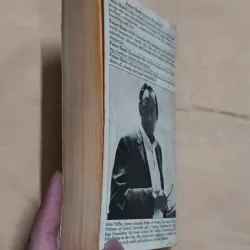 Future Shock	- Alvin Toffler 1006213